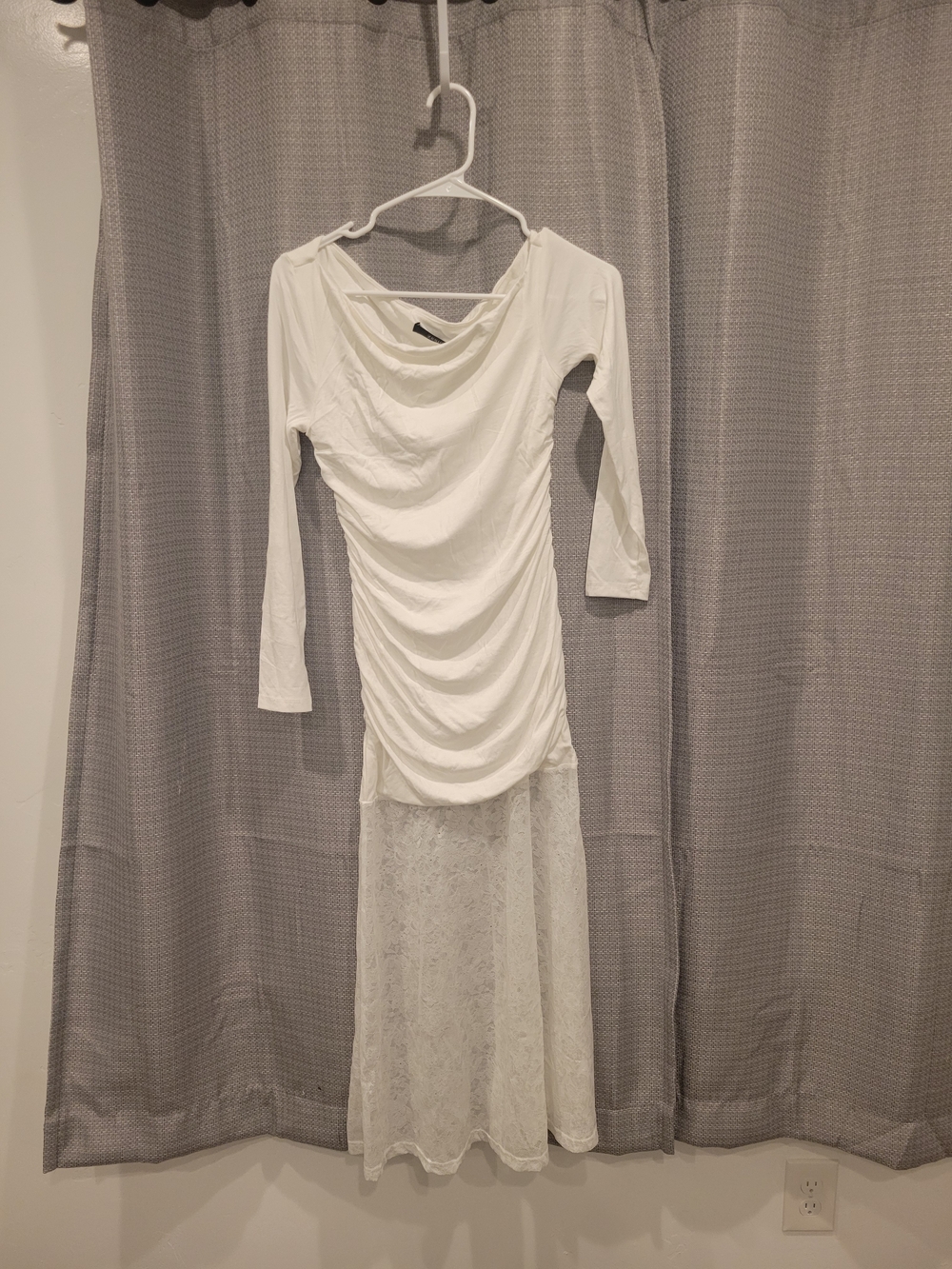 White Long-Sleeve Ruched Lace-Hem Dress